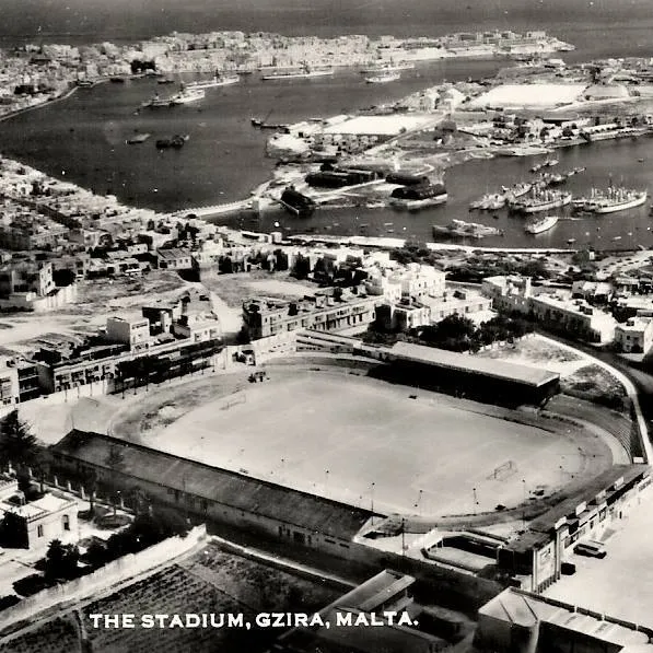 L-Empire Stadium ta’ qabel, il-Gżira.
