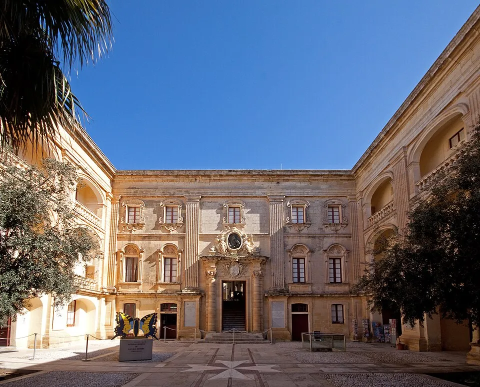 Vilhena Palace, home of the Natural History Museum.