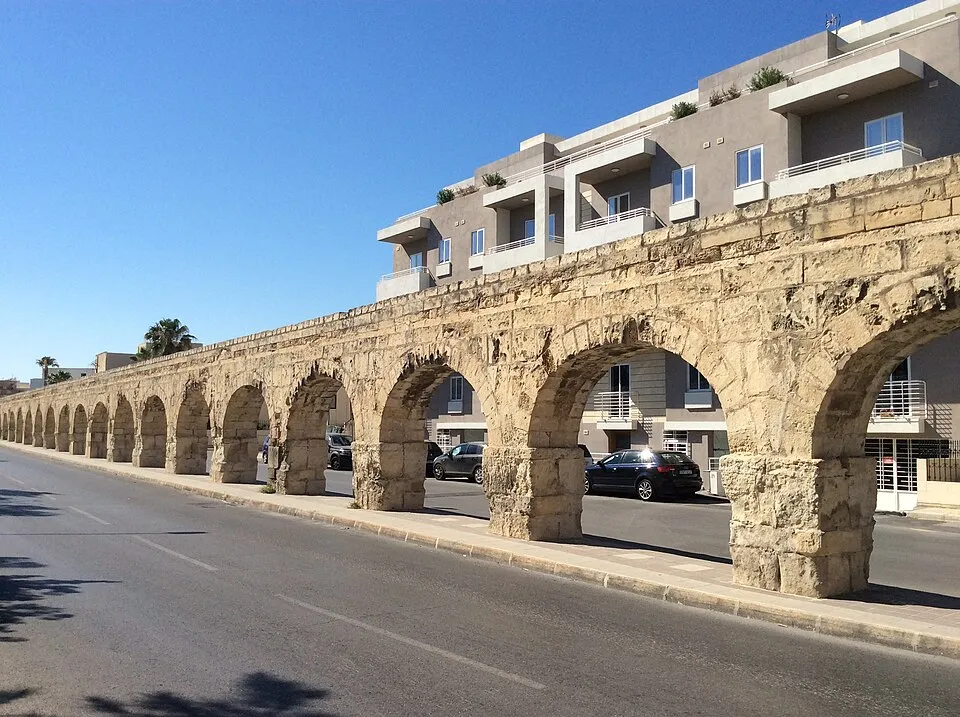 The Wignacourt Aqueduct at Mrieħel.