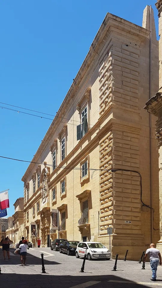 Il-Berġa tal-Italja, il-Belt Valletta.
